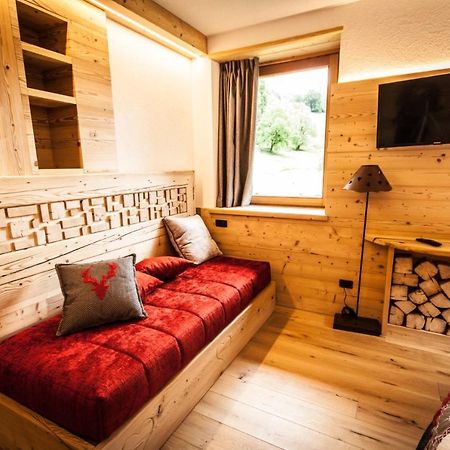 Mas Dei Bati Bed & Breakfast Pracorno di Rabbi Ngoại thất bức ảnh